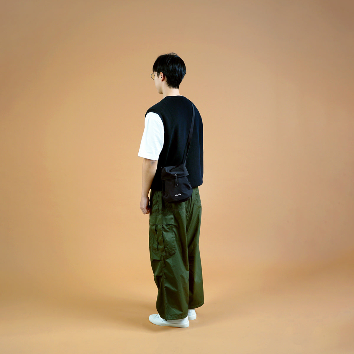 1000495115_08.jpg