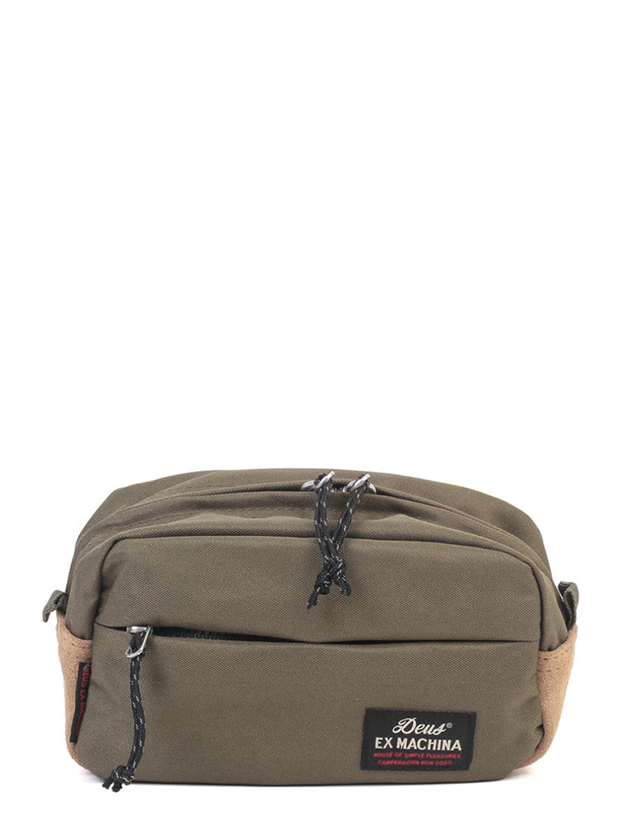 DEUS EX MACHINA Warren Washbag Bags