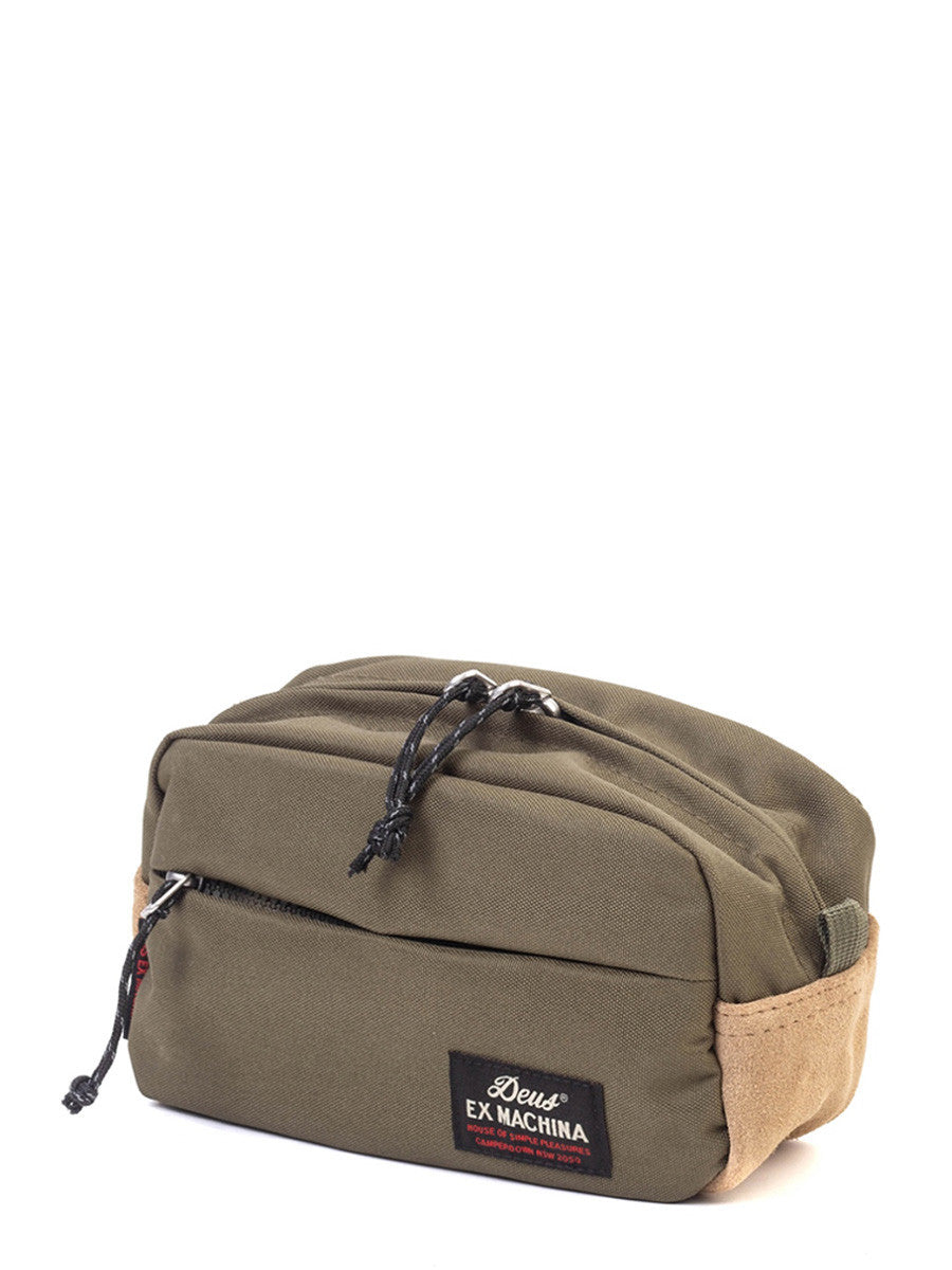 DEUS EX MACHINA Warren Washbag Bags