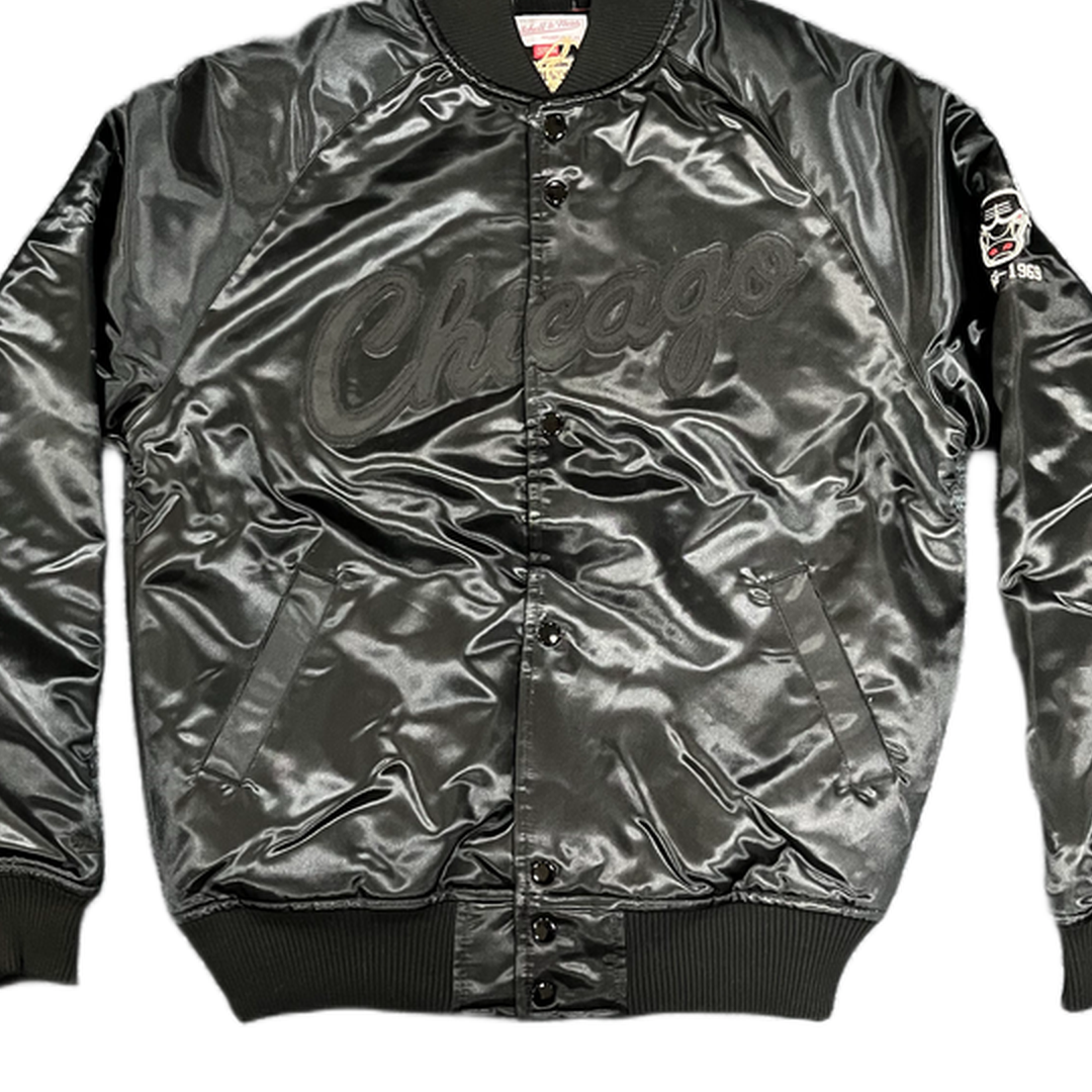 Mitchell And Ness Mitchell And Ness Tough Season Satin J Jacket Blk MN182BA57PECBUKFLOBLKS