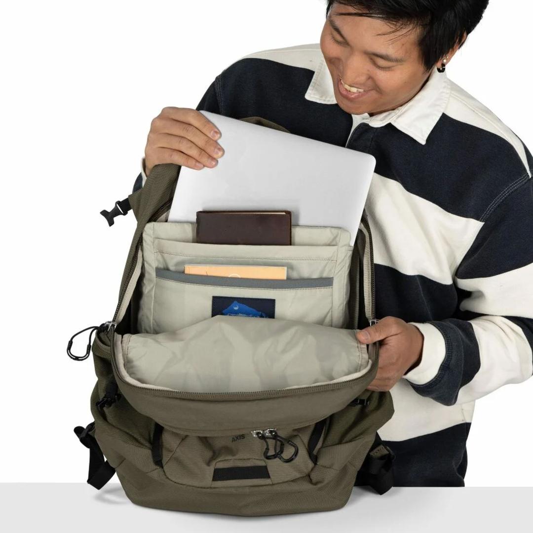OSPREY Axis Backpack