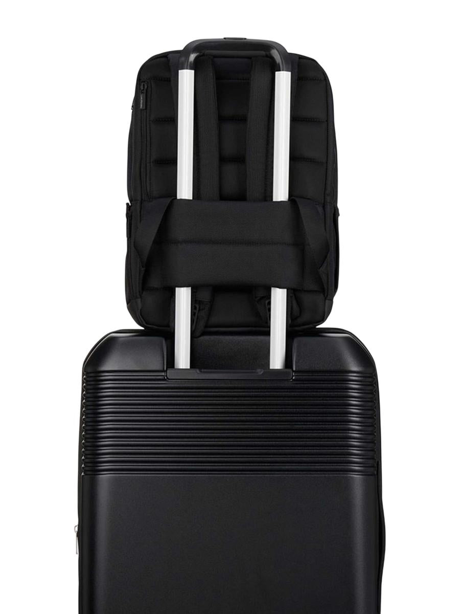 HEDGREN Drive Shoulder Bag