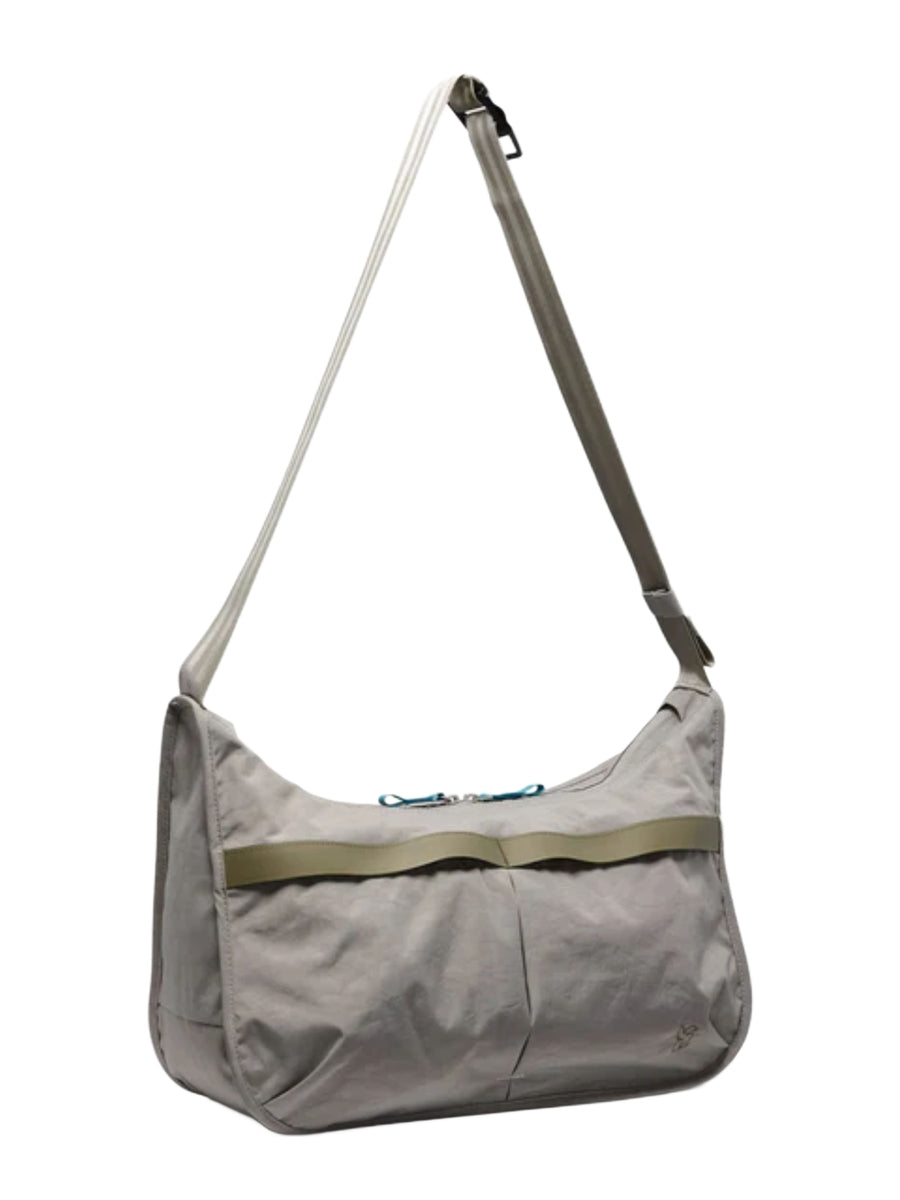 CHROME INDUSTRIES Yoyogi 14l Messenger Crossbody/Sling/Messenger