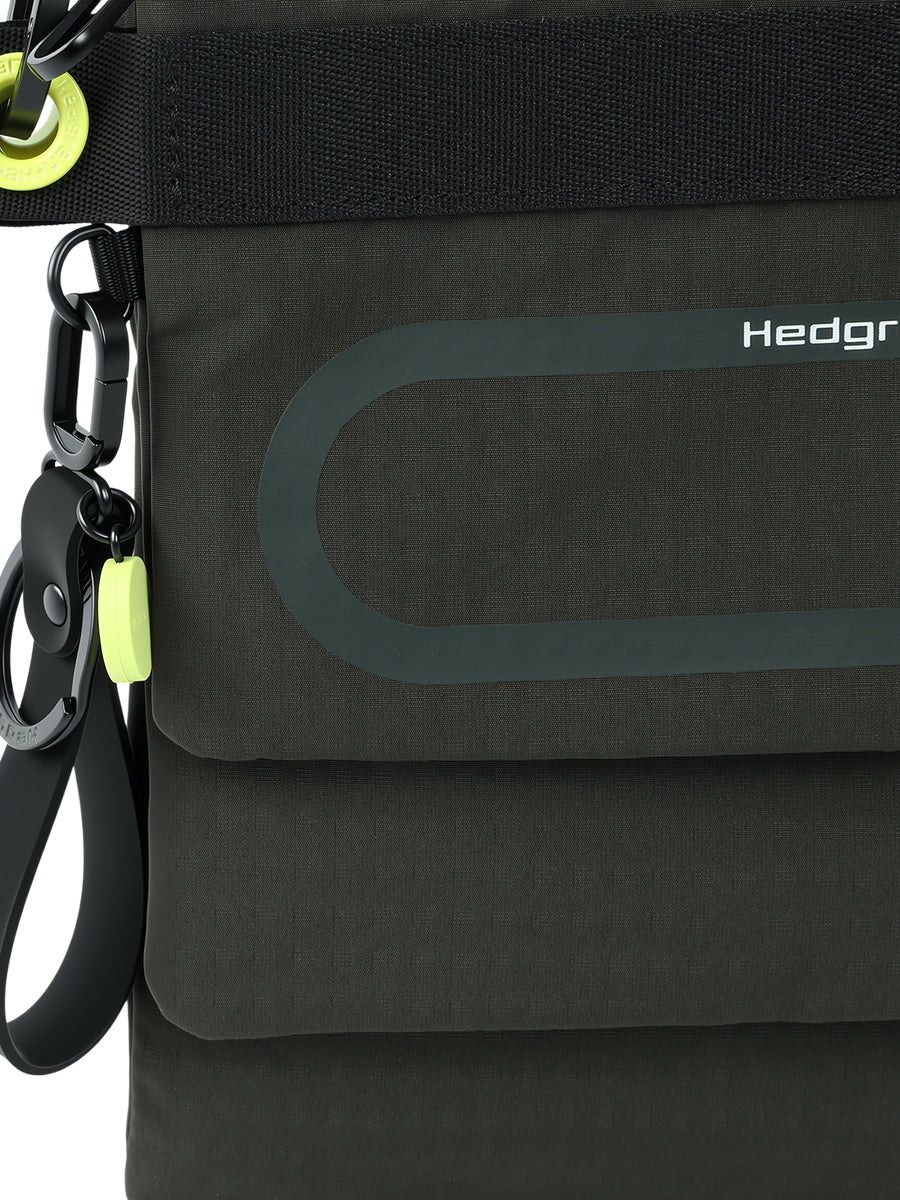 HEDGREN Isa Crossbody/Sling/Messenger
