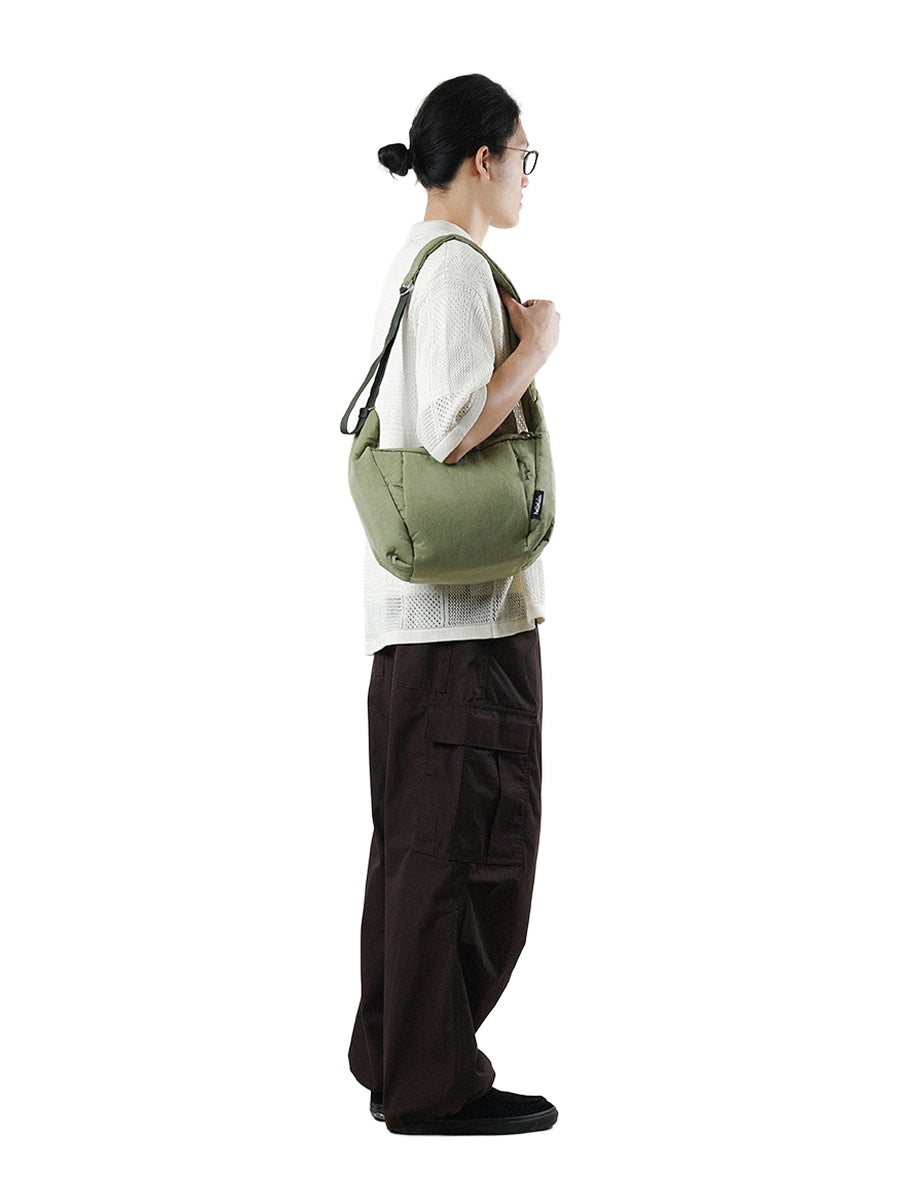 HELLOLULU Miles Crossbody/Sling/Messenger