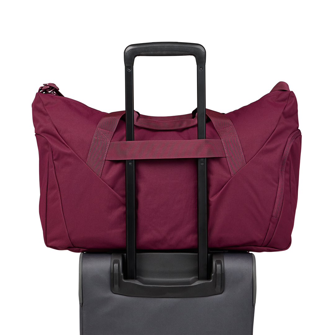 JANSPORT Recharge Gym Bag Large Dufflebag