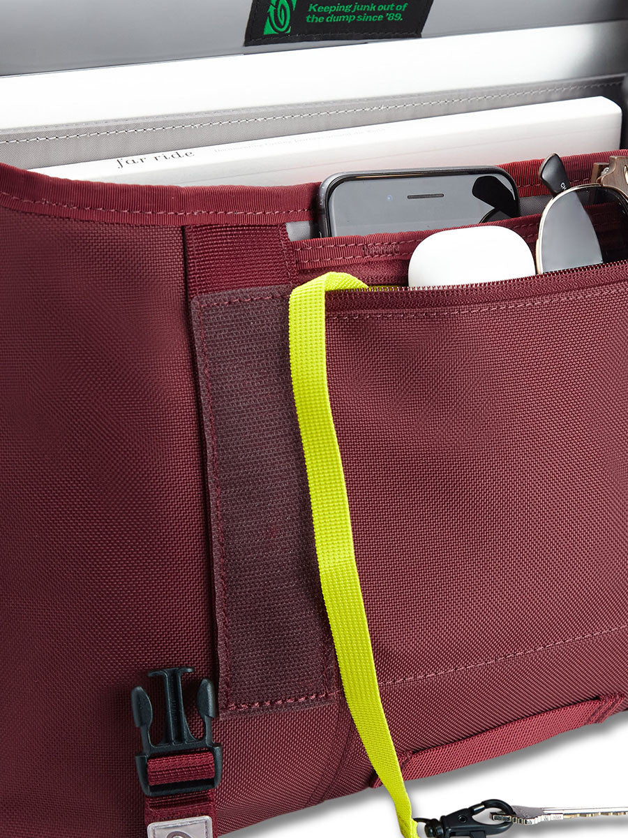 TIMBUK2 Classic Messenger Sling Bag 11L