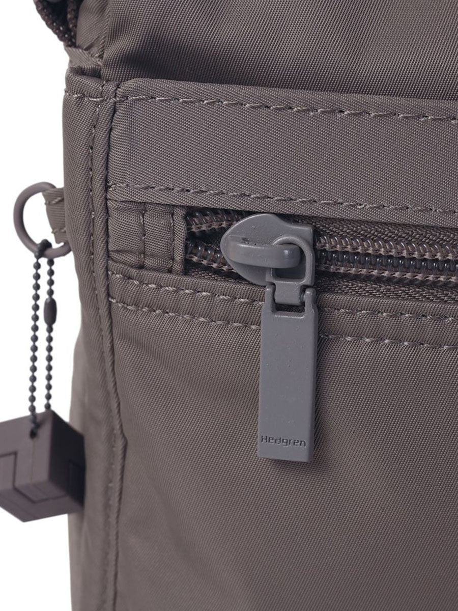 HEDGREN Eye M Sling Bag