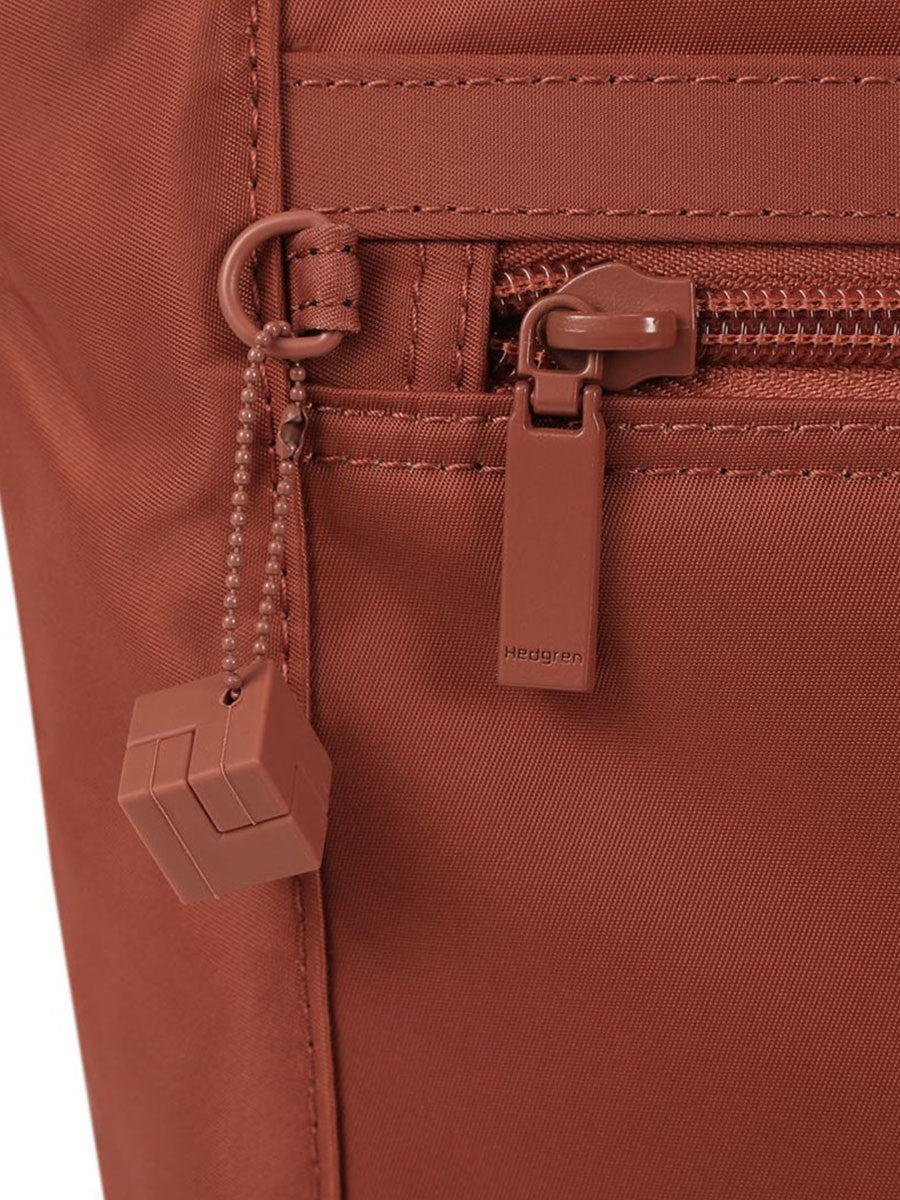 HEDGREN Zoe Shoulder Bag