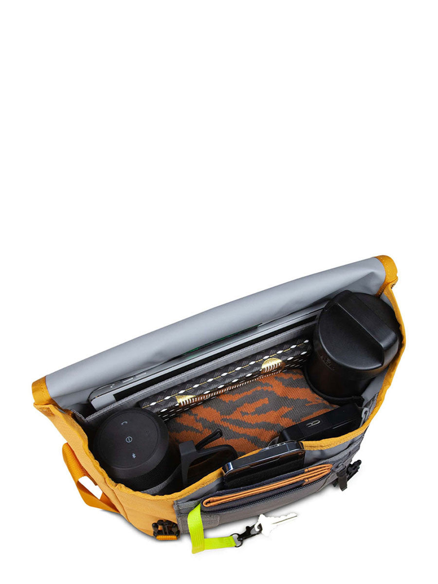 TIMBUK2 Classic Messenger Sling Bag 6L