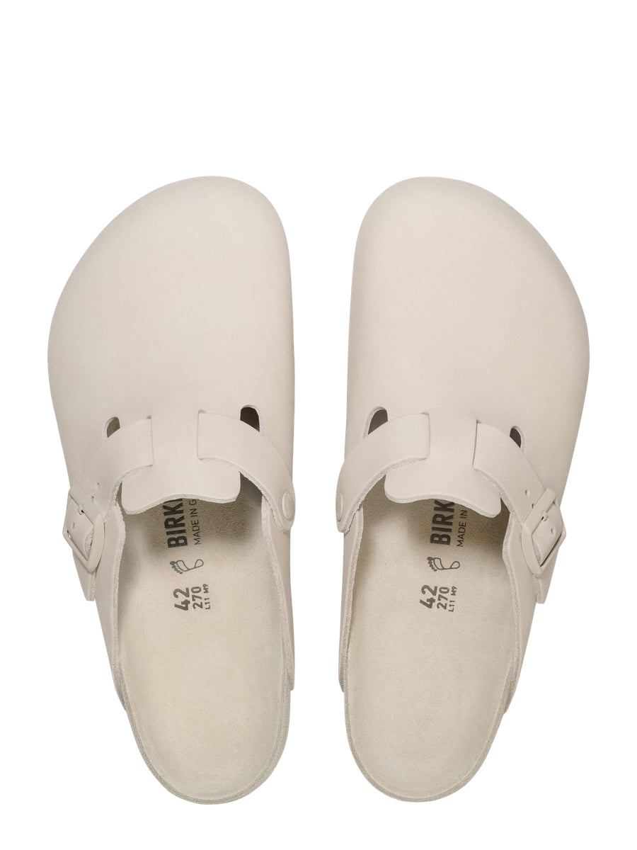 Clogs