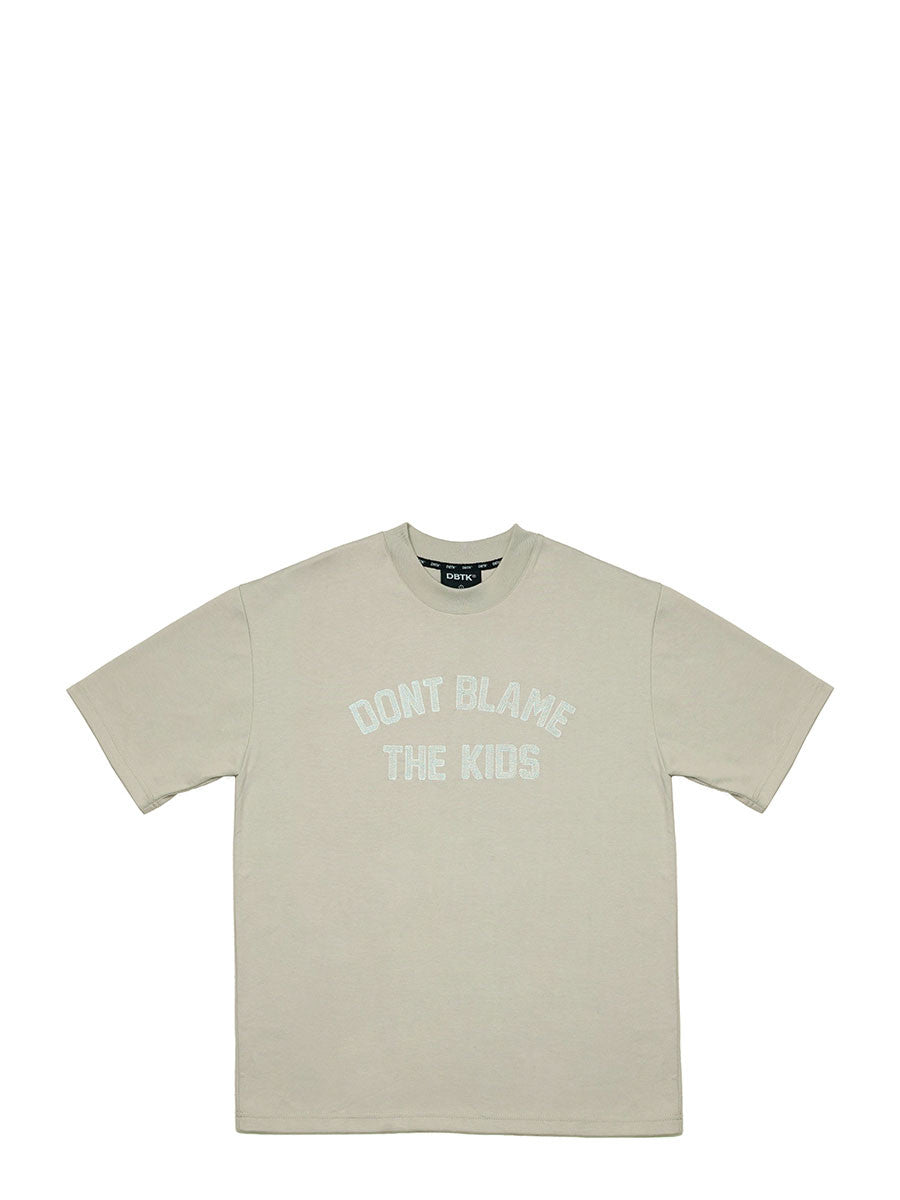DONT BLAME THE KIDS APPAREL CO ELEM CHAIN STITCH TEE EMB