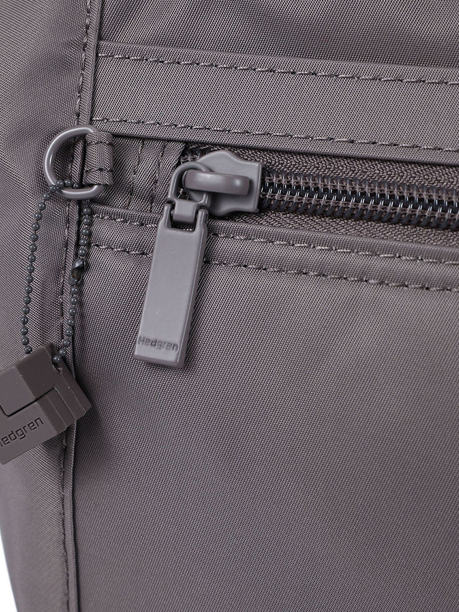 HEDGREN Zoe Shoulder Bag